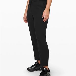 Lululemon On the Fly 7/8 Pant 25” Woven Black Size 6